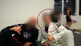 Un polițist din Iași, implicat în „Fabrica de vise”! Ambala dulciuri cu substanțe interzise, care erau vândute minorilor